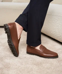 Homme Paire et Fils Mocassins-Mocassin en cuir grainé marron