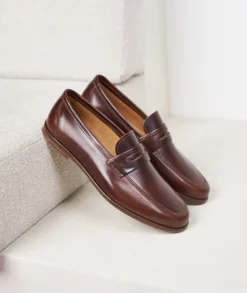 Homme Paire et Fils Mocassins-Mocassin en cuir patiné marron