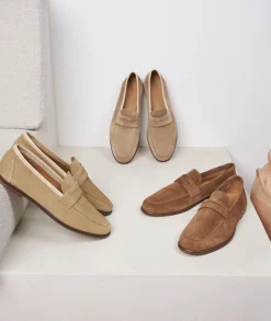Homme Paire et Fils Mocassins-Mocassin en daim beige
