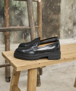 Femme Paire et Fils Mocassins Et Derbies-Mocassin femme en cuir noir vernis