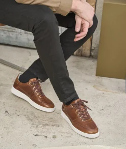 Homme Paire et Fils Sneakers-Sneakers en cuir cognac patiné